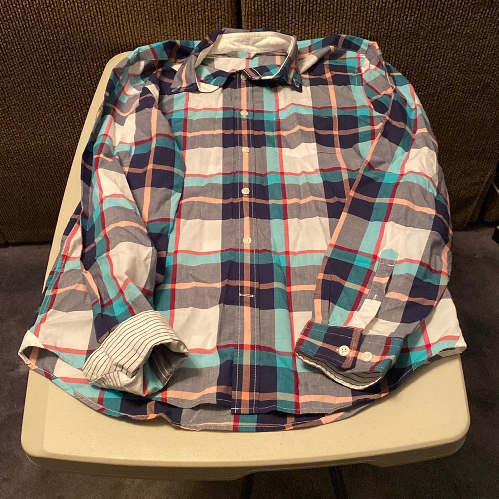 Express 1MX button down dress shirt Size:S (14-14.5) Color: White/Blue